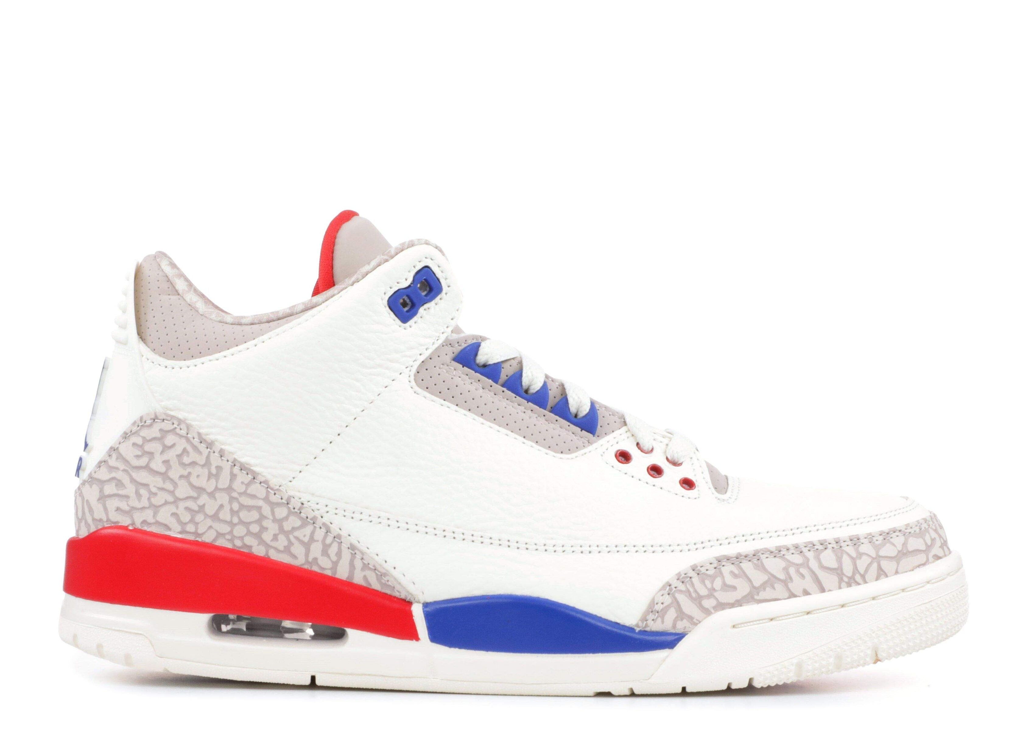 Air Jordan 3 Retro ¡®International Flight¡¯ Revered Footwear