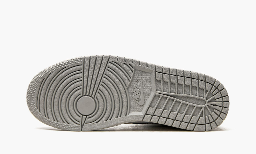 Air Jordan 1 Mid ¡°Light Smoke Grey 2.0¡±