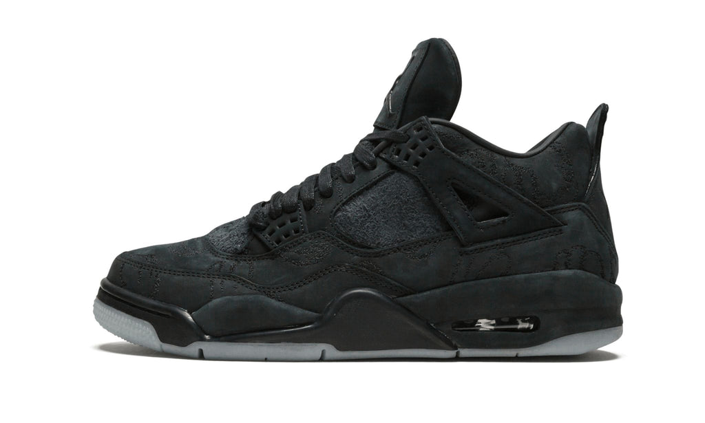 Air Jordan 4 Retro ¡°Kaws ¨C Black¡±